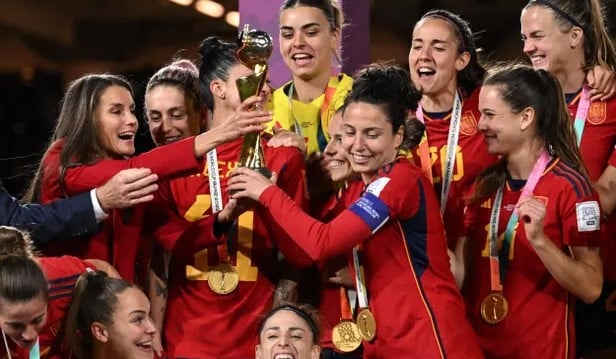 Espana Gana Copa Mundial de Mujeres